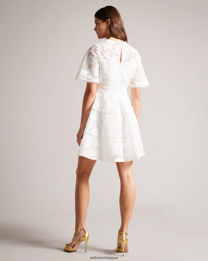 être Ted Baker femmes Lydiiha - Robe courte évasée en dentelle blanc FR8J42140 vêtements