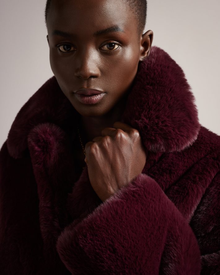 être Ted Baker femmes manteau liliam en fausse fourrure longueur hanches violet foncé FR8J42454 vêtements