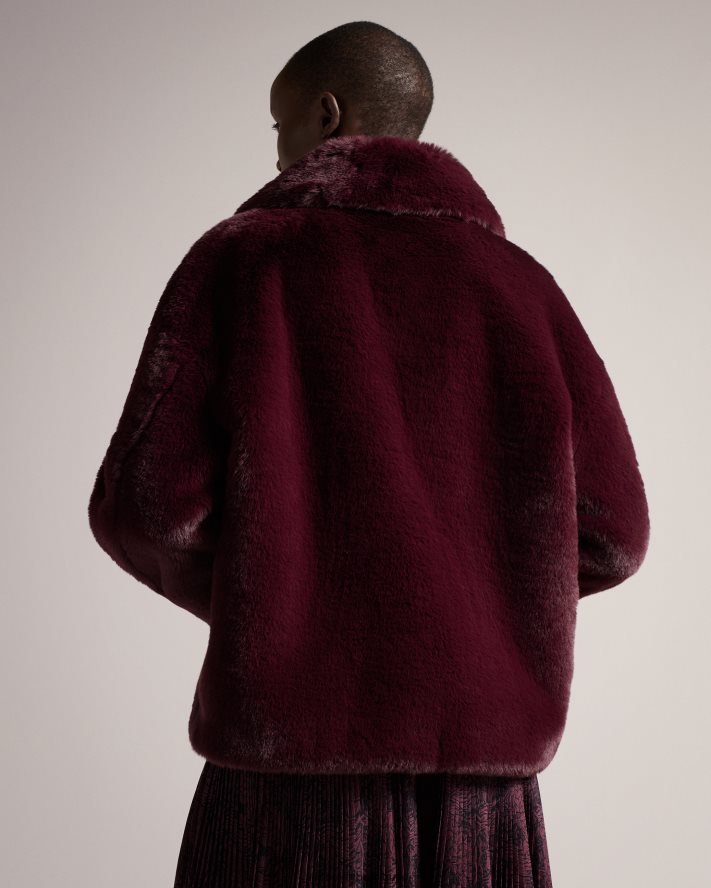 être Ted Baker femmes manteau liliam en fausse fourrure longueur hanches violet foncé FR8J42454 vêtements