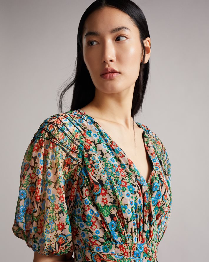 être Ted Baker femmes Tiania - Robe courte portefeuille à empiècements smockés noir FR8J42653 vêtements